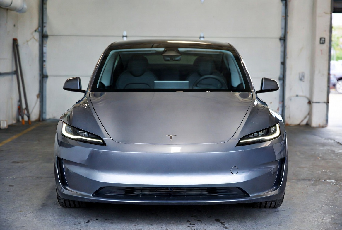5 Best Charging Amp for Tesla