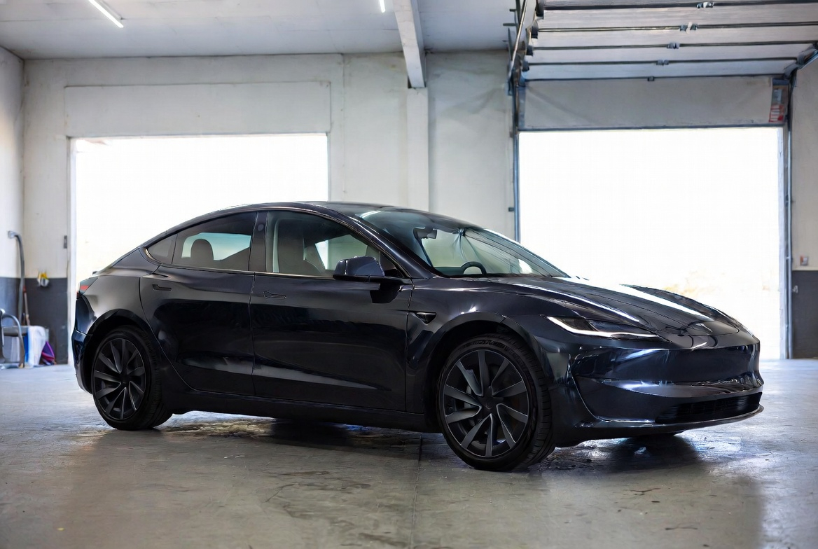 5 Best Color for Tesla Model S