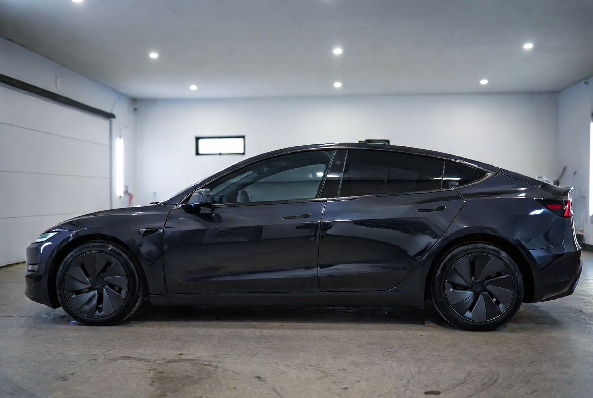 5 Best Convertible Car Seat for Tesla Model 3
