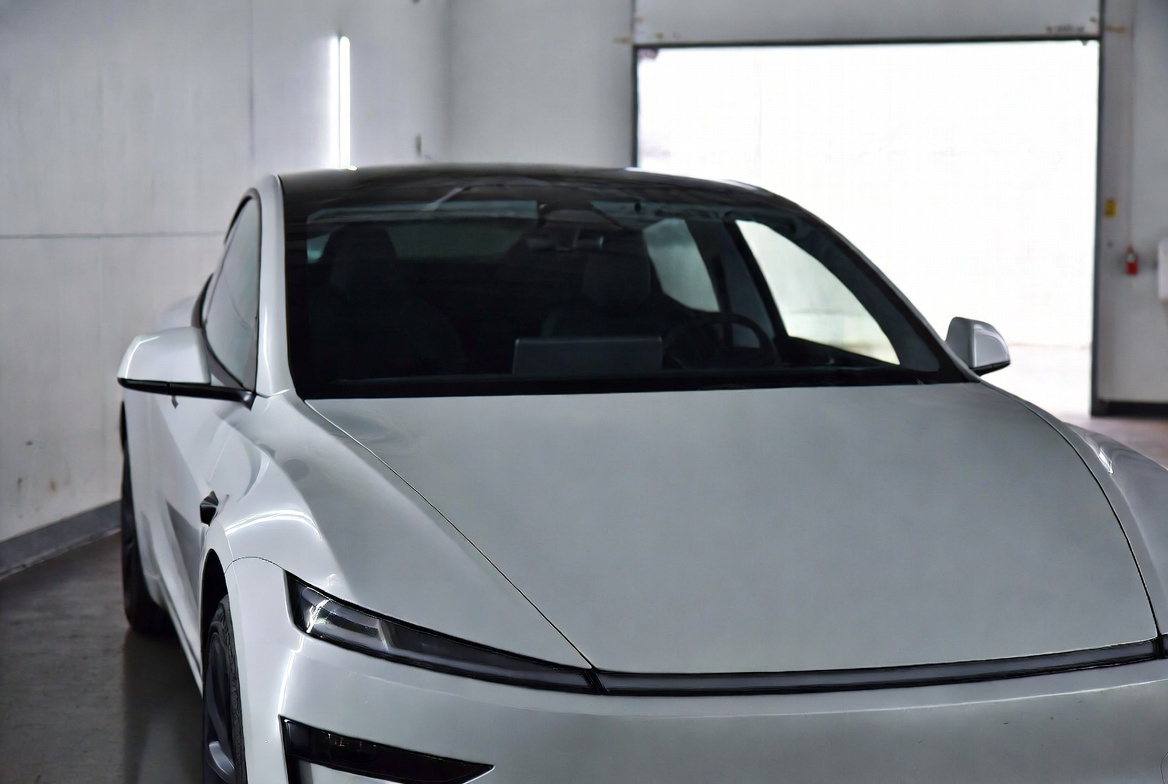 5 Best Convertible Car Seat for Tesla Model Y