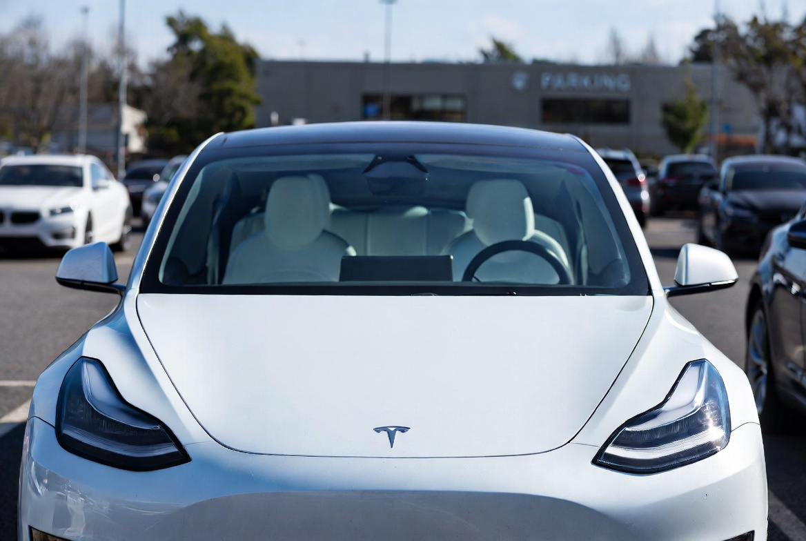 Best Air Freshener for Tesla Model 3