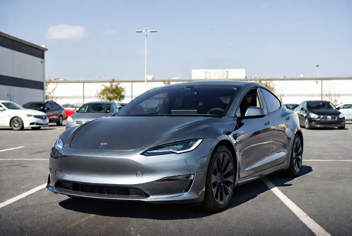 Best Booster Seat for Tesla Model X