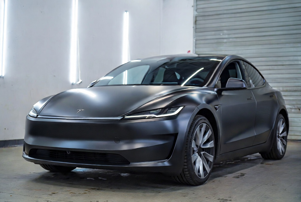 How Does Charging a Tesla Work