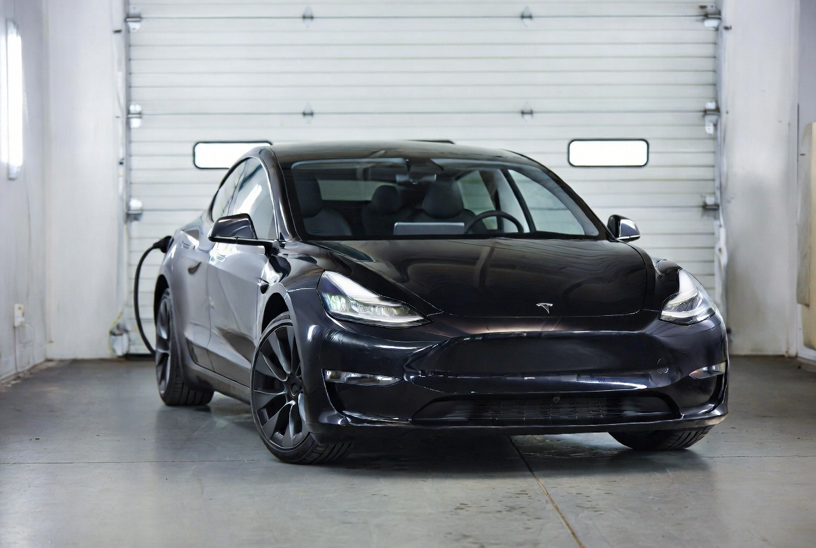 How Does Tesla $7,500 Credit Work
