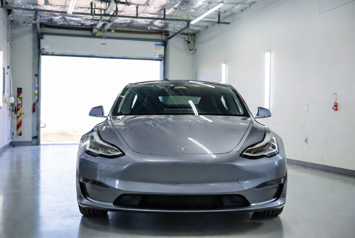 How Does Tesla Autopilot Work
