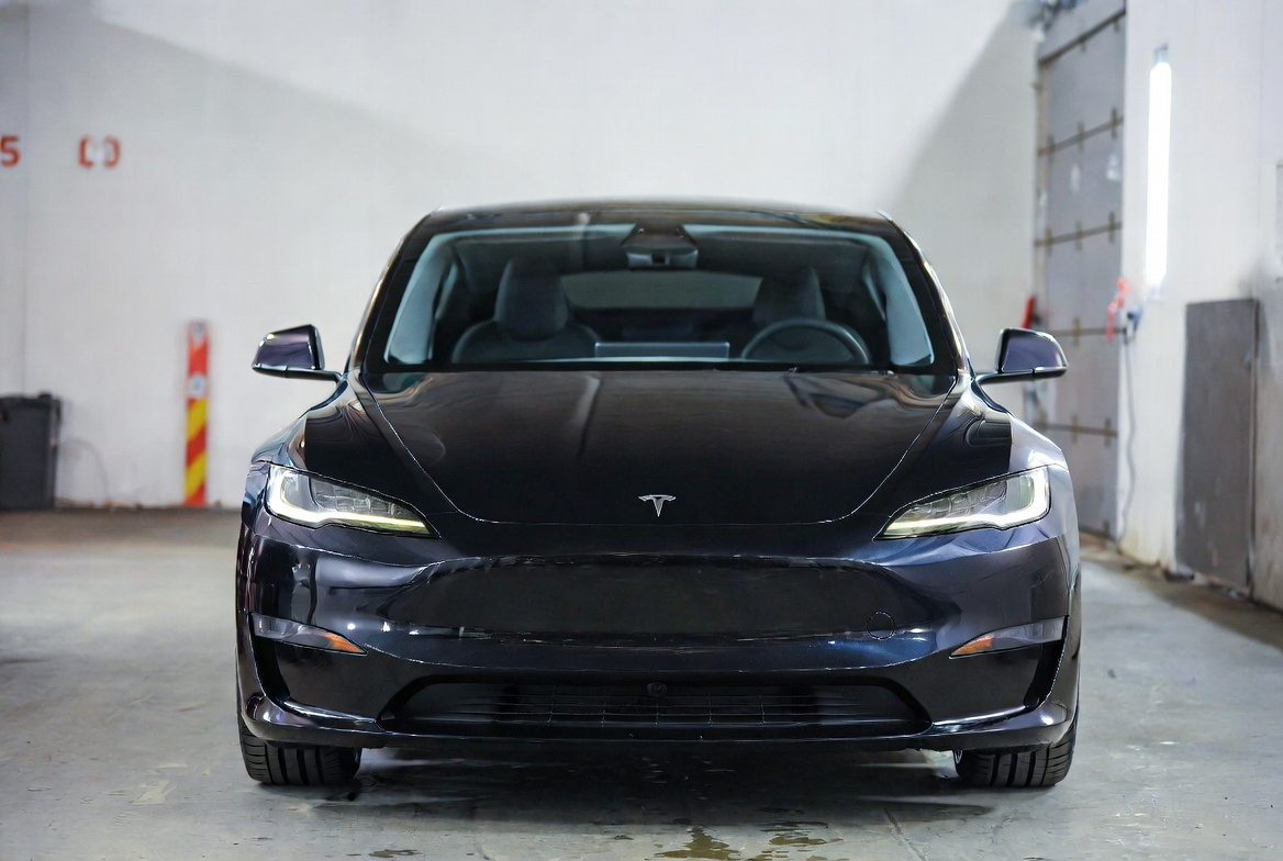 How Does Tesla Autosteer Work