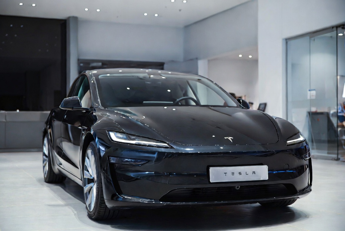 How Does Tesla Climate Control Work
