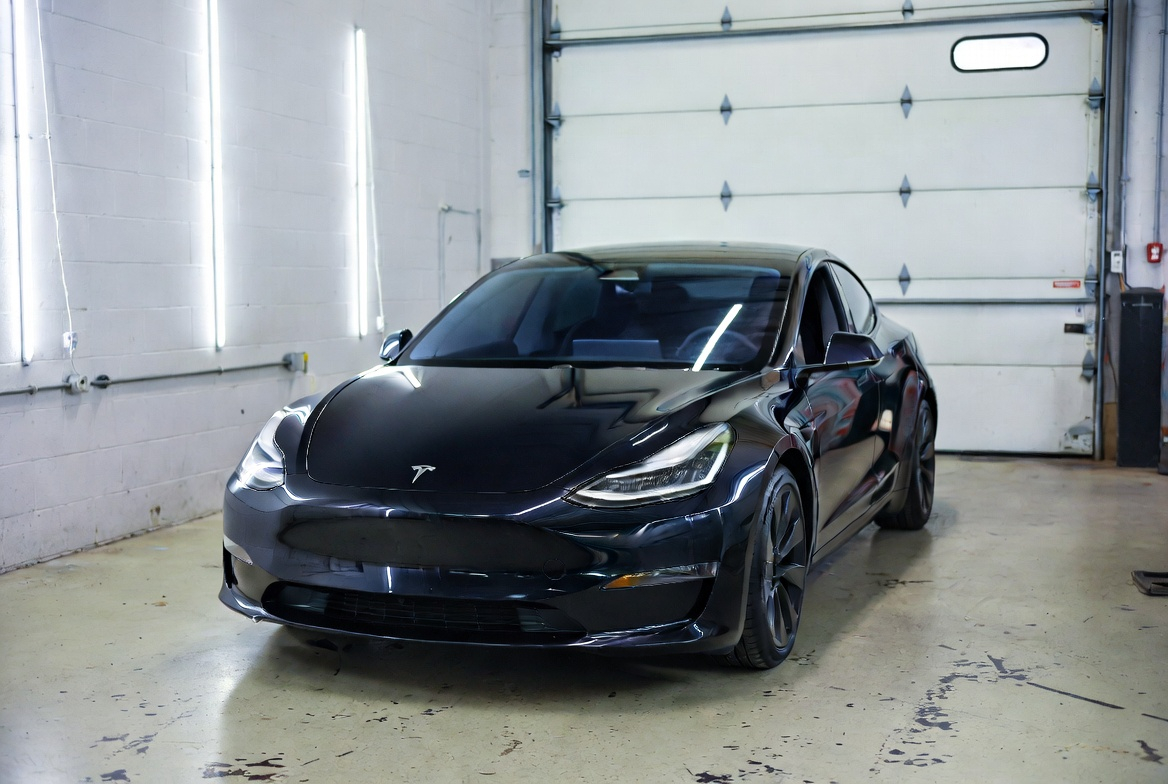 How Does Tesla Demo Drive Work